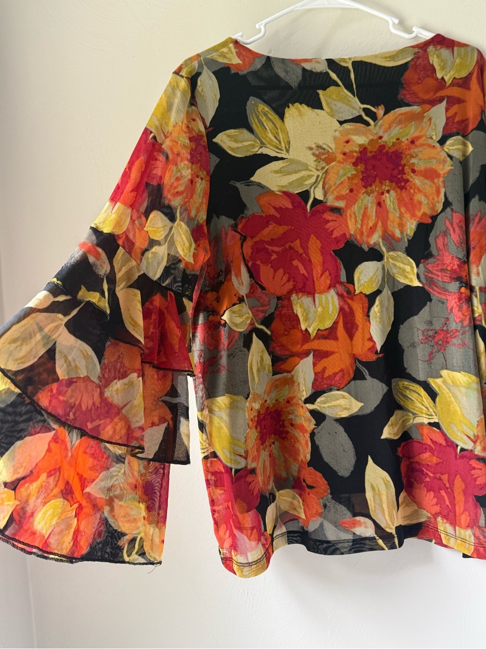 EST 1946 Women's Black Floral Tiered Sleeve Top - Red & Yellow Blooms - Picture 7 of 7